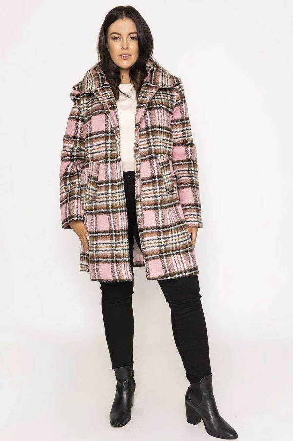 Archelo Hooded Coat In Pink