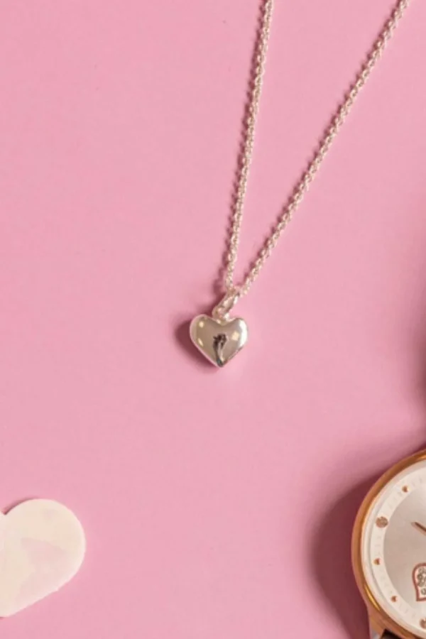 Chain With Heart Pendant