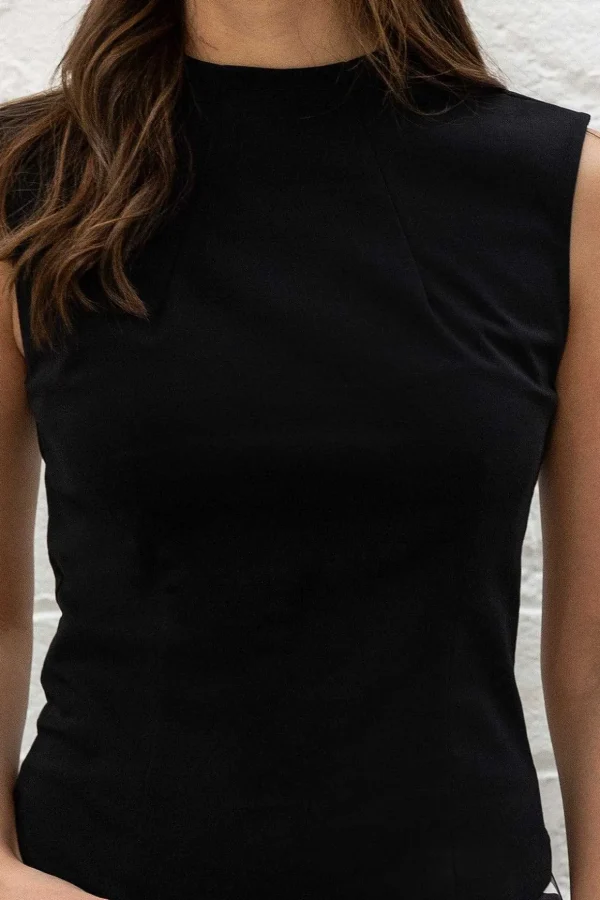 Khloe Black Top