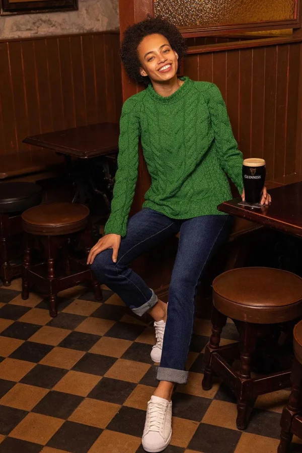 Super Soft Raglan Crew Sweater In Green